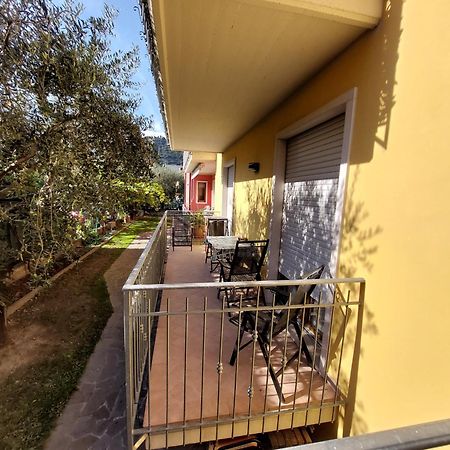 Villa Martina Torbole Sul Garda Ngoại thất bức ảnh