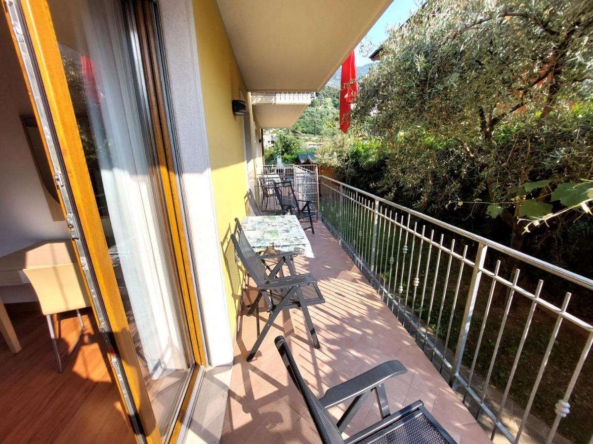 Villa Martina Torbole Sul Garda Ngoại thất bức ảnh